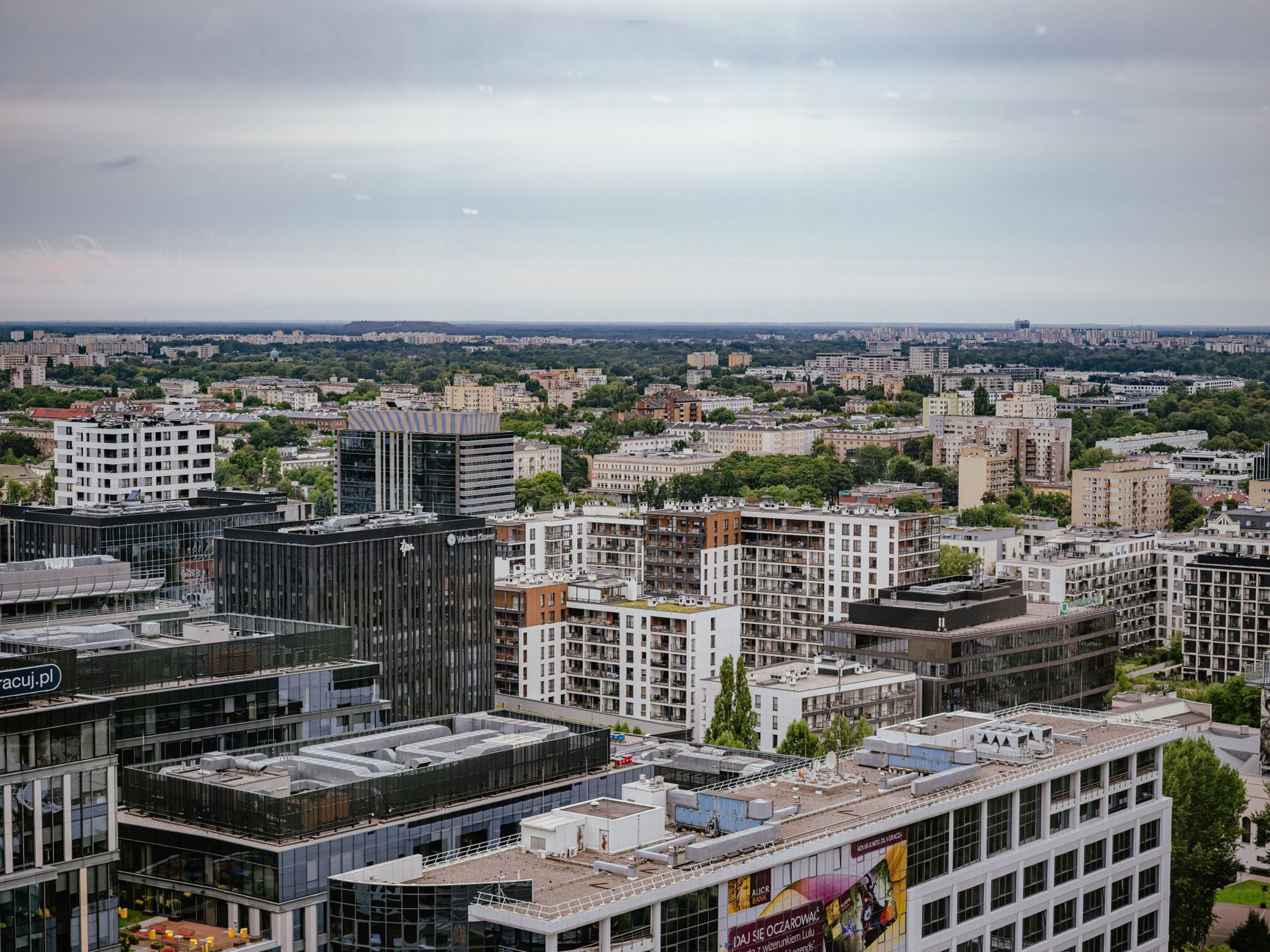 Tłumacz przysięgły Warszawa – 7 sytuacji, w których musisz skorzystać z jego usług